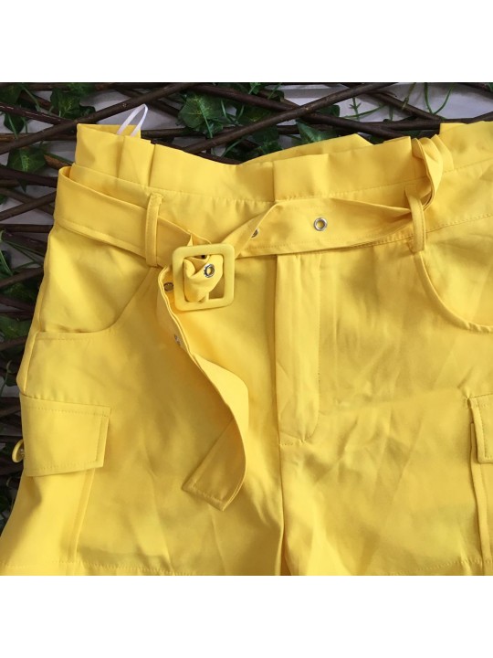 SHORT AMARELO  CONTÉM CINTO  TAMANHO M